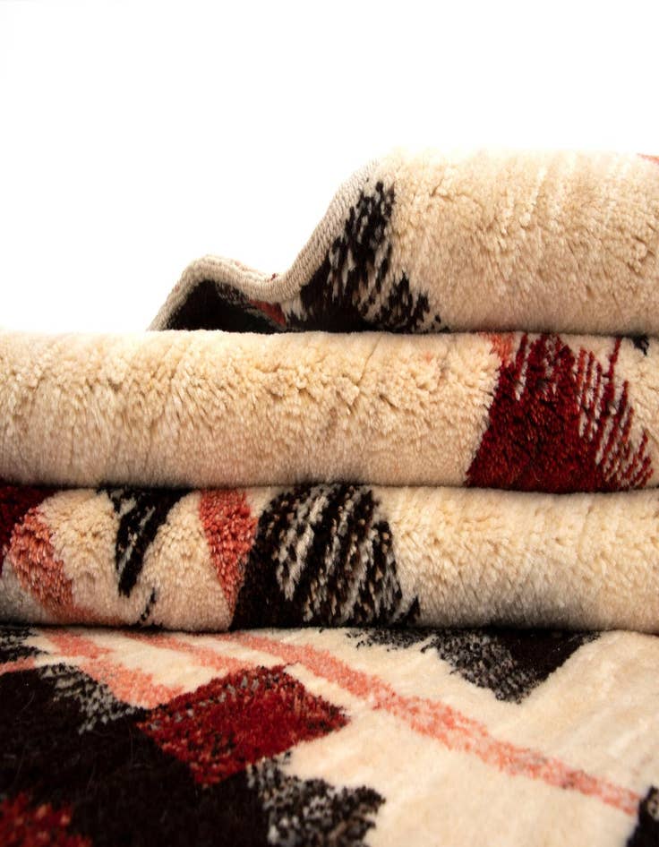 Detail image of  7' x 10' Kashkuli Wool Rug