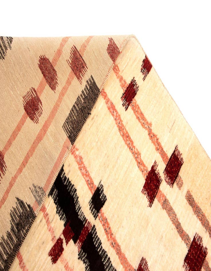 Detail image of  7' x 10' Kashkuli Wool Rug