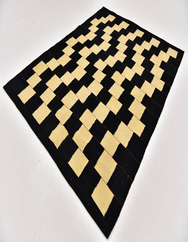 Detail image of  5' 3 x 6' 9  Hand Woven Kilim Modern Wool Rug