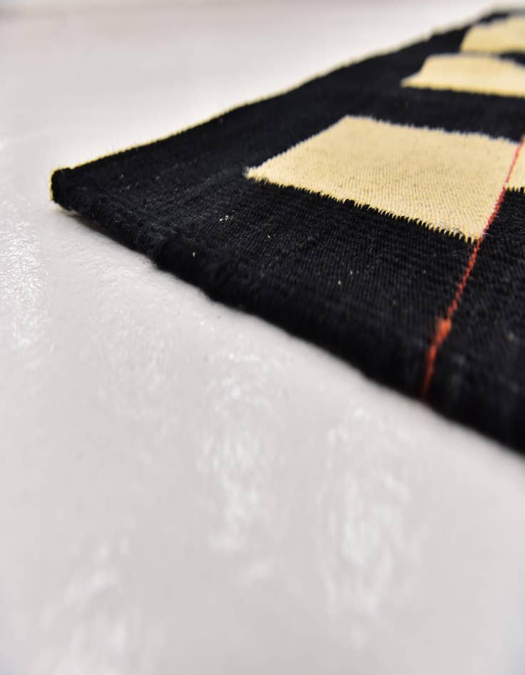 Detail image of  5' 2 x 6' 10  Hand Woven Kilim Modern Wool Rug