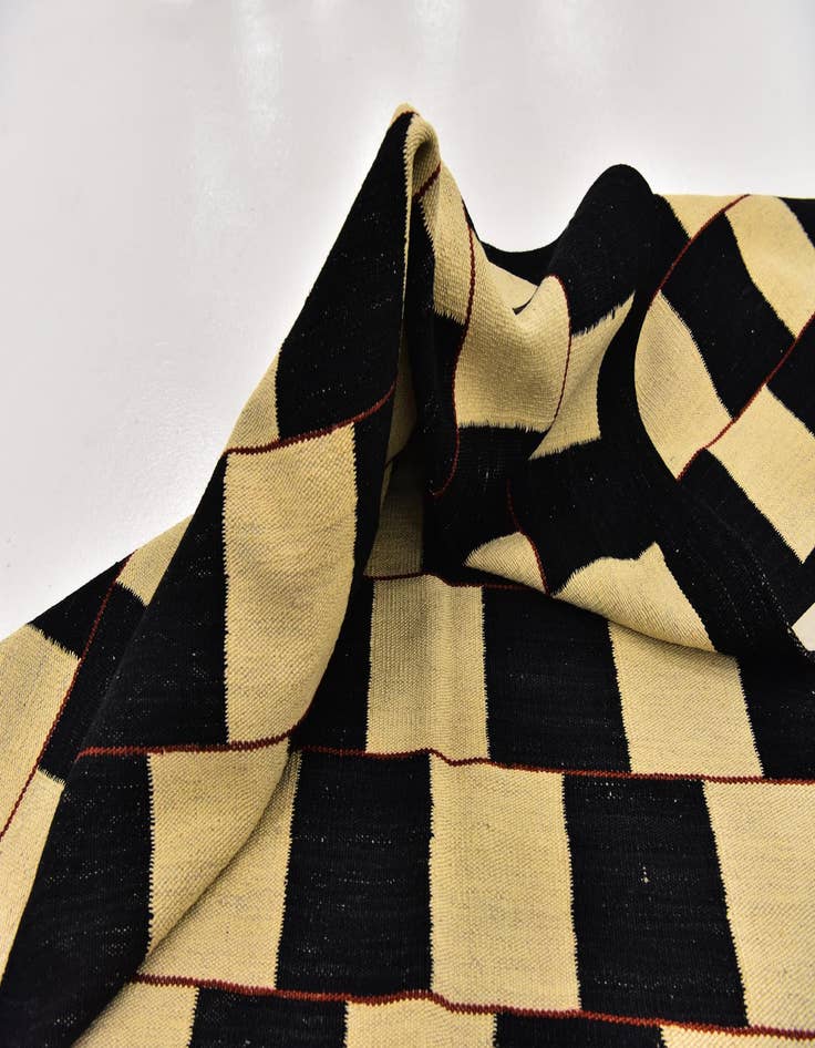 Detail image of  5' x 6' 10  Hand Woven Kilim Modern Wool Rug