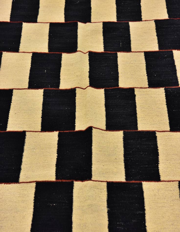 Detail image of  5' x 6' 10  Hand Woven Kilim Modern Wool Rug