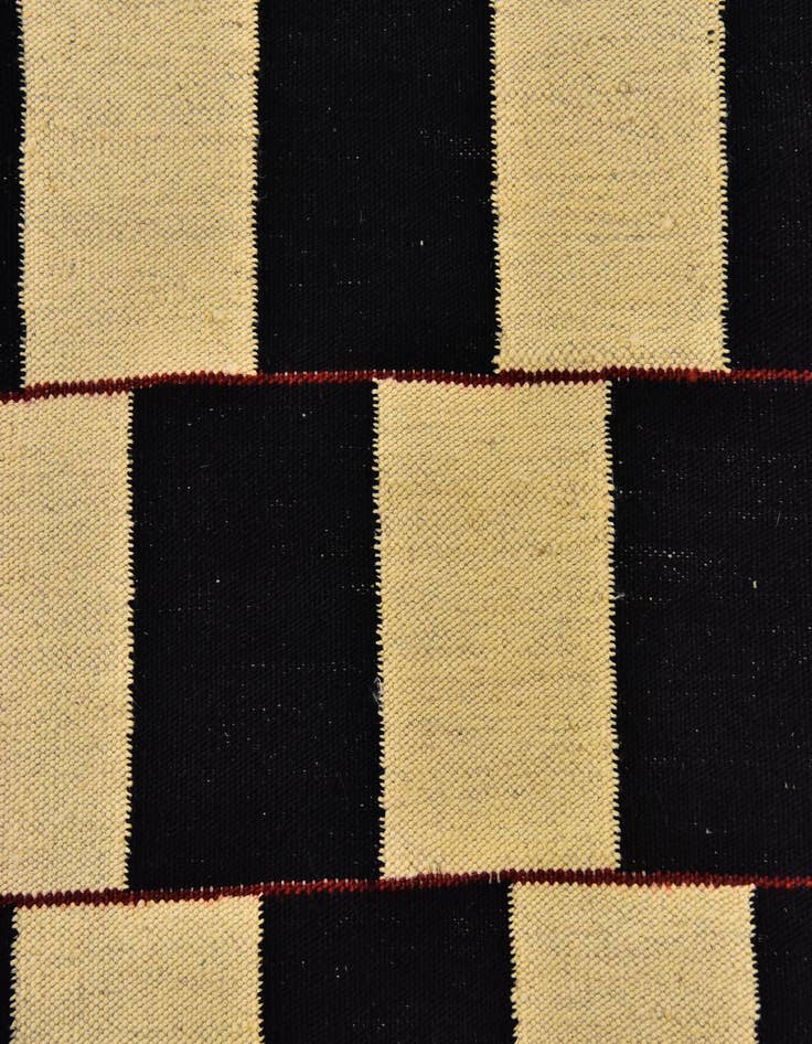 Detail image of  5' x 6' 9  Hand Woven Kilim Modern Wool Rug