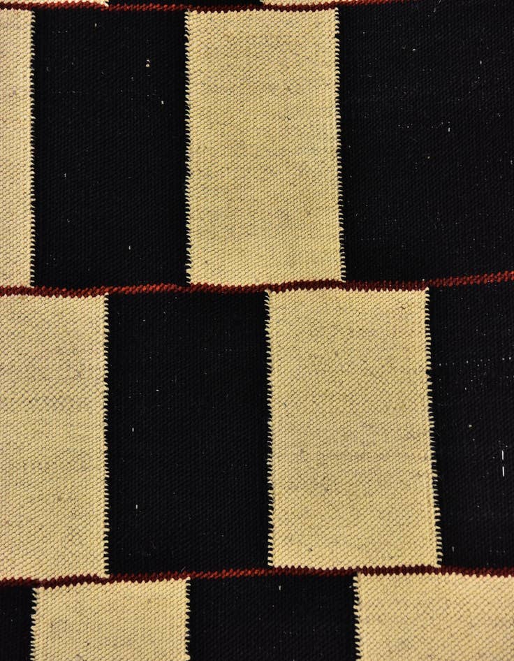 Detail image of  4' 3 x 6'  Hand Woven Kilim Modern Wool Rug