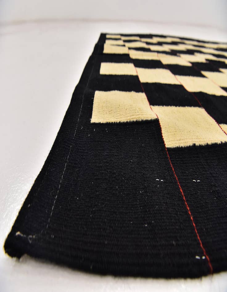 Detail image of  5' x 6' 9  Hand Woven Kilim Modern Wool Rug