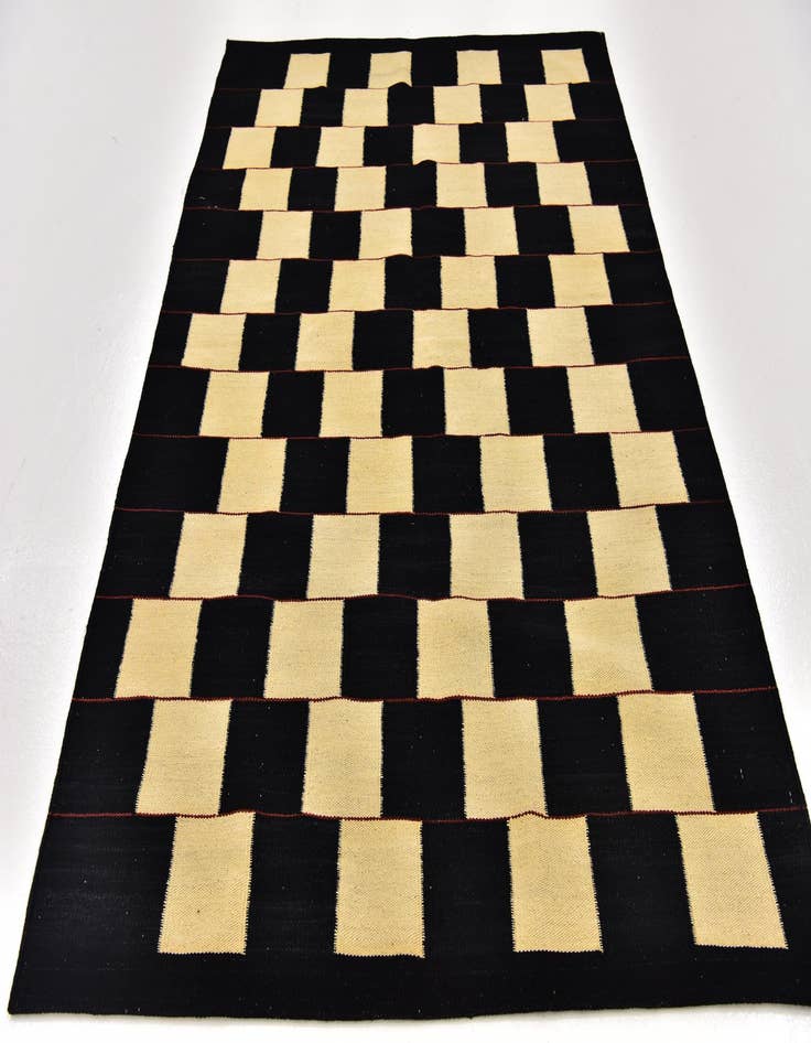 Detail image of  4' 3 x 6'  Hand Woven Kilim Modern Wool Rug