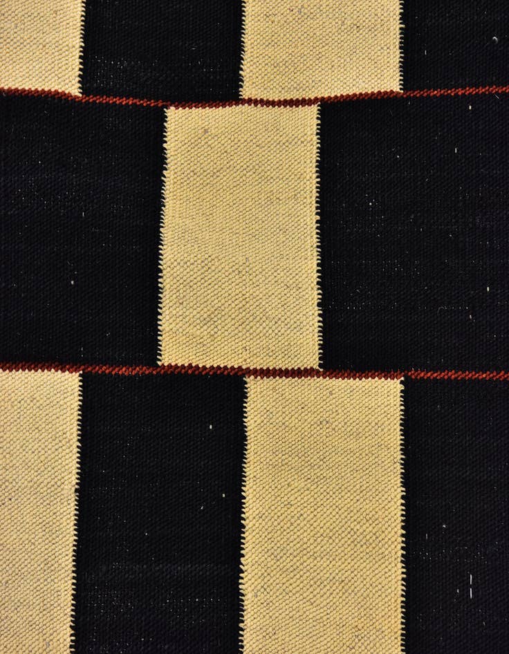 Detail image of  4' 3 x 6'  Hand Woven Kilim Modern Wool Rug
