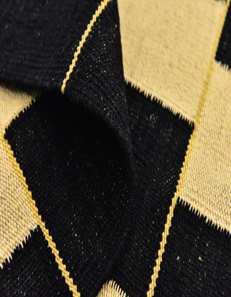 Detail image of  6' x 7' 8  Hand Woven Kilim Modern Wool Rug