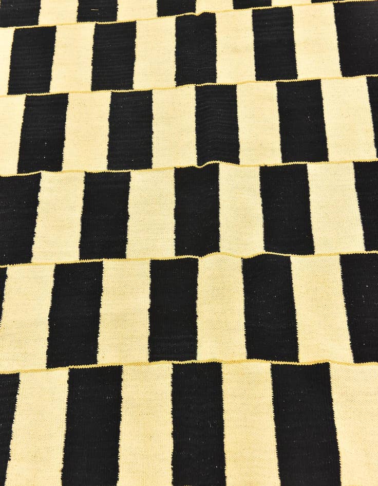 Detail image of  6' x 7' 9  Hand Woven Kilim Modern Wool Rug