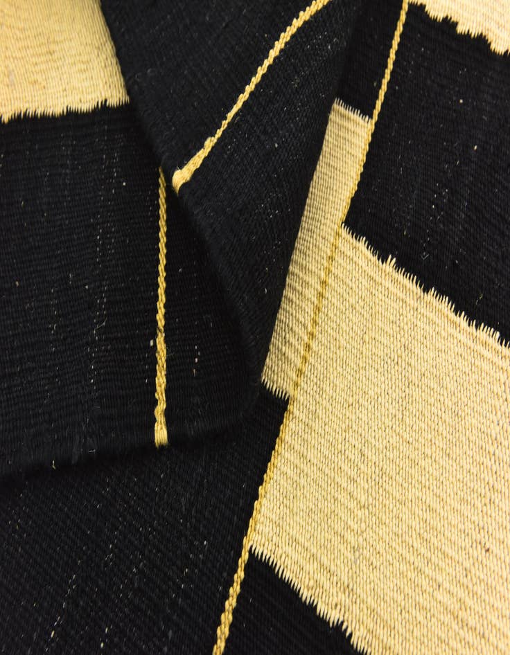 Detail image of  6' x 7' 9  Hand Woven Kilim Modern Wool Rug