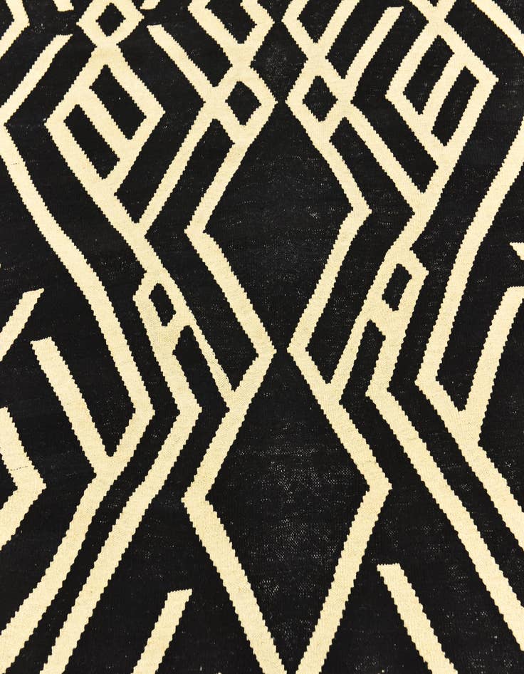 Detail image of  5' 8 x 7' 8  Hand Woven Kilim Modern Wool Rug