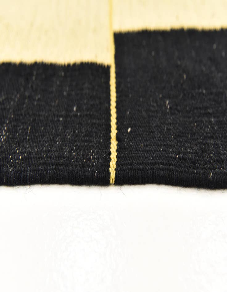 Detail image of  6' x 7' 9  Hand Woven Kilim Modern Wool Rug