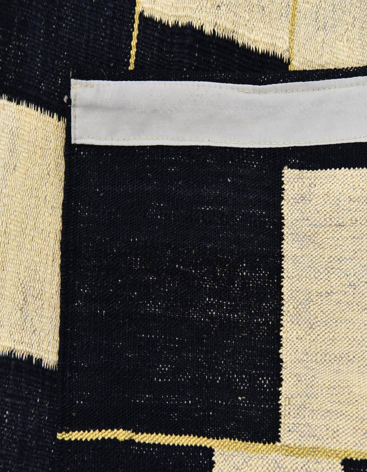 Detail image of  6' 3 x 7' 9  Hand Woven Kilim Modern Wool Rug