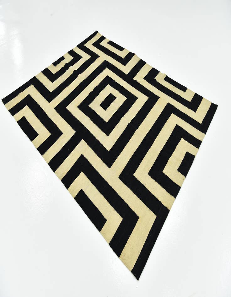 Detail image of  6' x 7' 8  Hand Woven Kilim Modern Wool Rug