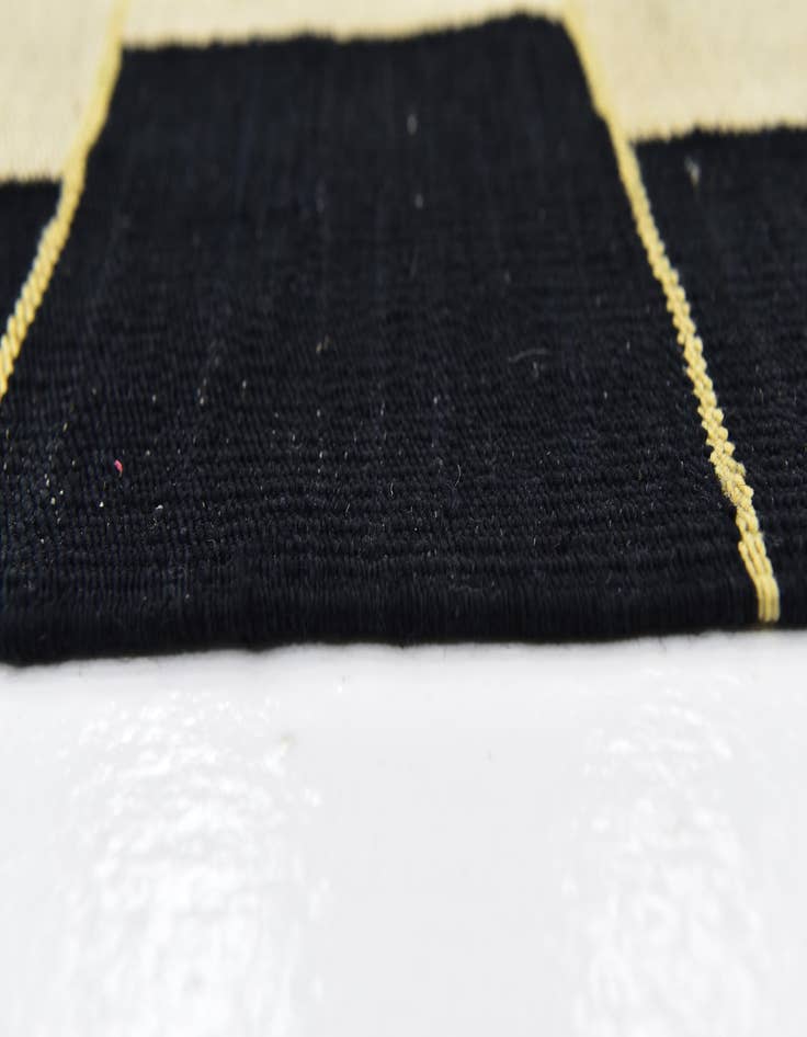 Detail image of  6' x 7' 10  Hand Woven Kilim Modern Wool Rug