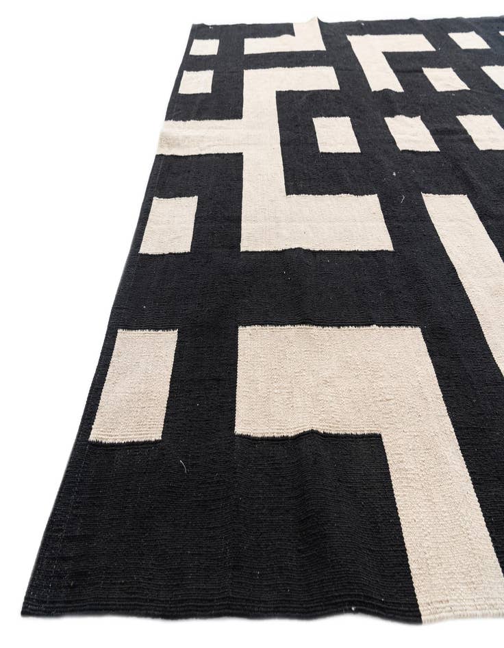 Detail image of  6' 9 x 9' 7  Hand Woven Kilim Modern Wool Rug