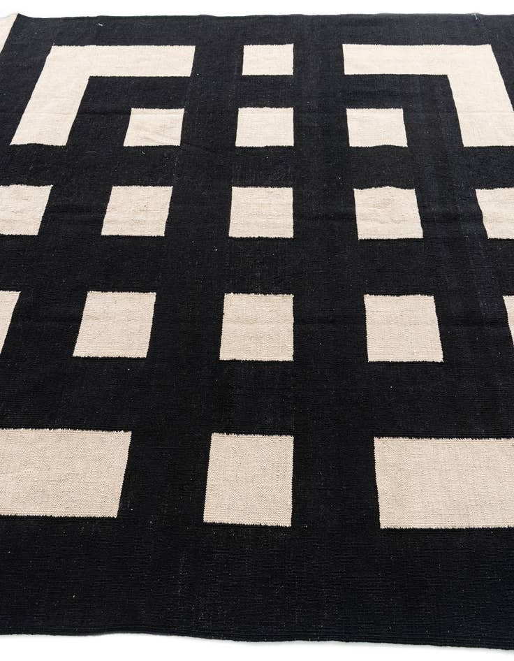 Detail image of  6' 9 x 9' 7  Hand Woven Kilim Modern Wool Rug