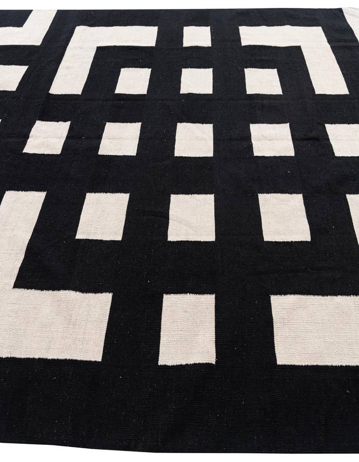 Detail image of  8' 2 x 9' 6  Hand Woven Kilim Modern Wool Rug