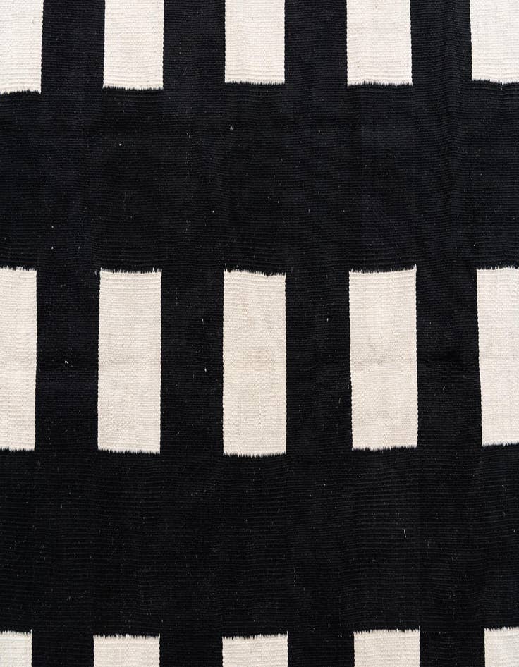 Detail image of  8' 2 x 9' 6  Hand Woven Kilim Modern Wool Rug