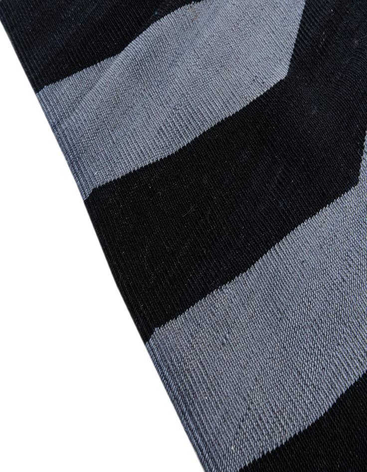 Detail image of  6' x 7' 7  Hand Woven Kilim Modern Wool Rug