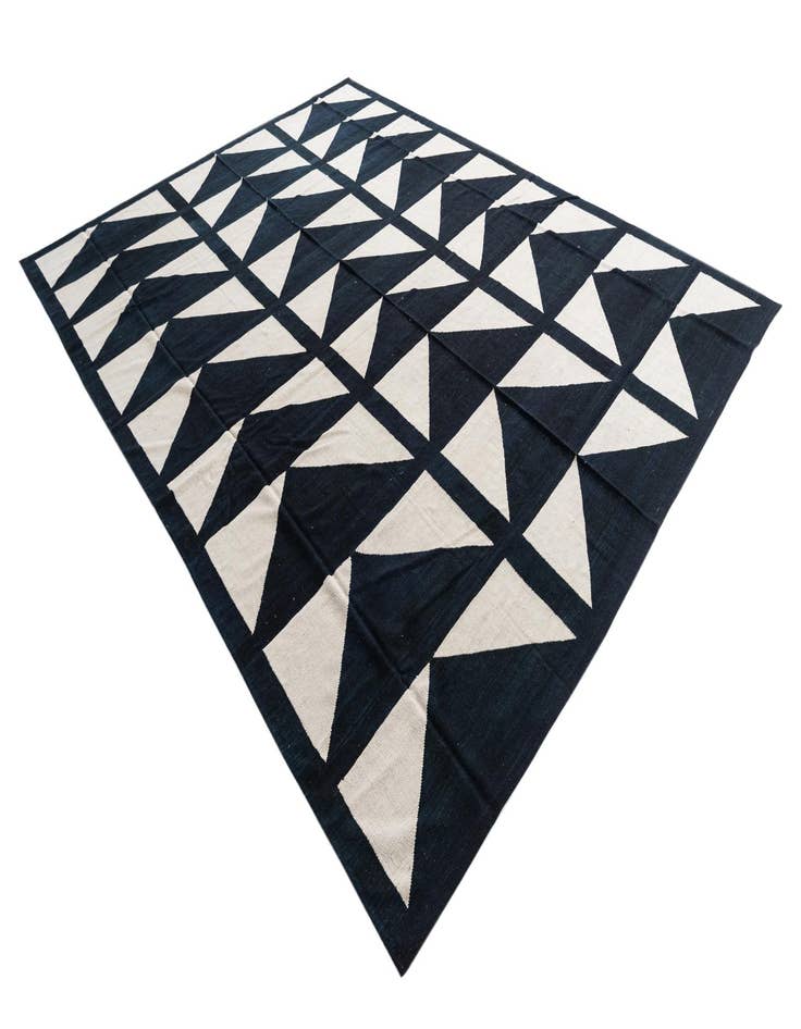 Detail image of  10' 1 x 13'  Hand Woven Kilim Modern Wool Rug