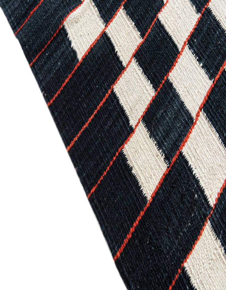 Detail image of  4' 6 x 5' 10  Hand Woven Kilim Modern Wool Rug