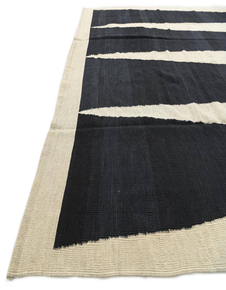 Detail image of  7' x 9' 6  Hand Woven Kilim Modern Wool Rug