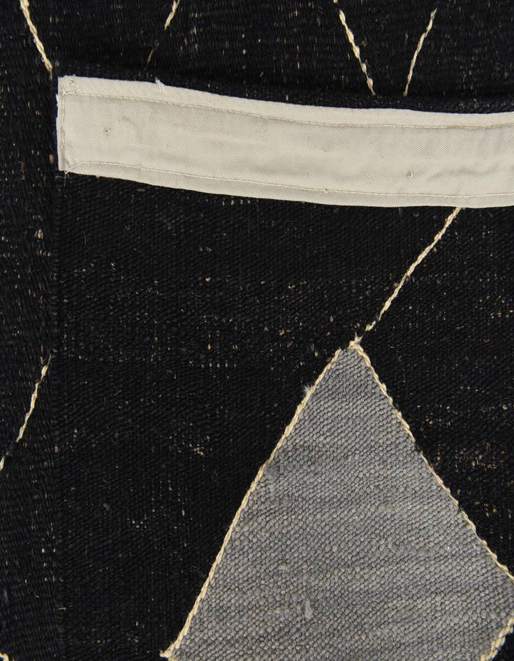 Detail image of  8' 2 x 10'  Hand Woven Kilim Modern Wool Rug