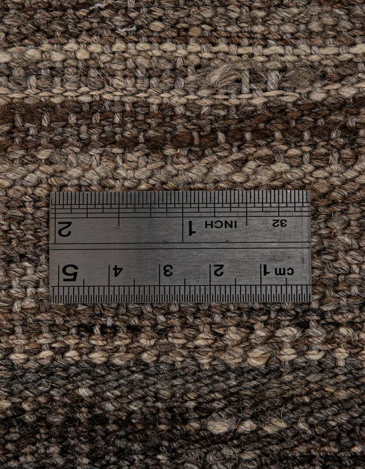 Detail image of  5' 6 x 6' 3  Hand Woven Kilim Modern Wool Rug