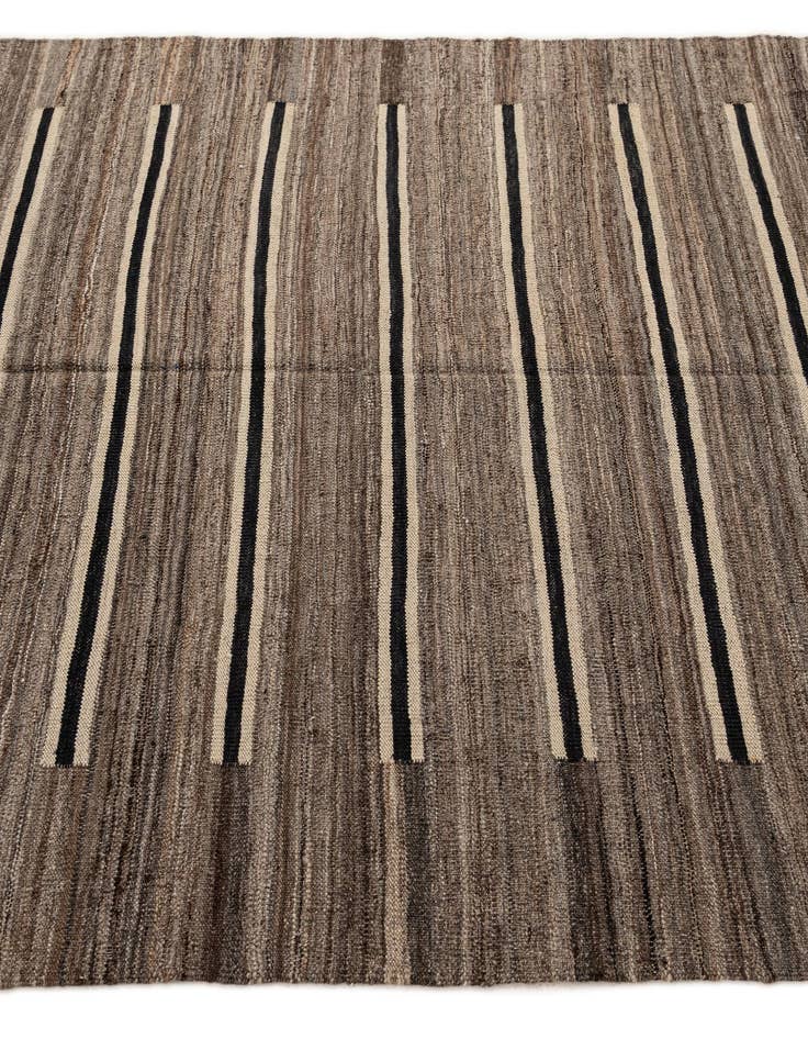Detail image of  5' 6 x 6' 3  Hand Woven Kilim Modern Wool Rug