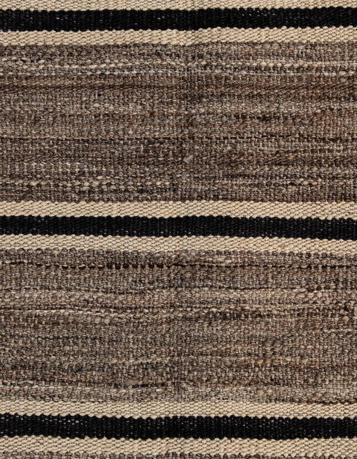 Detail image of  5' 6 x 6' 3  Hand Woven Kilim Modern Wool Rug