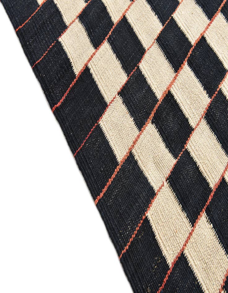 Detail image of  5' 8 x 7' 7  Hand Woven Kilim Modern Wool Rug