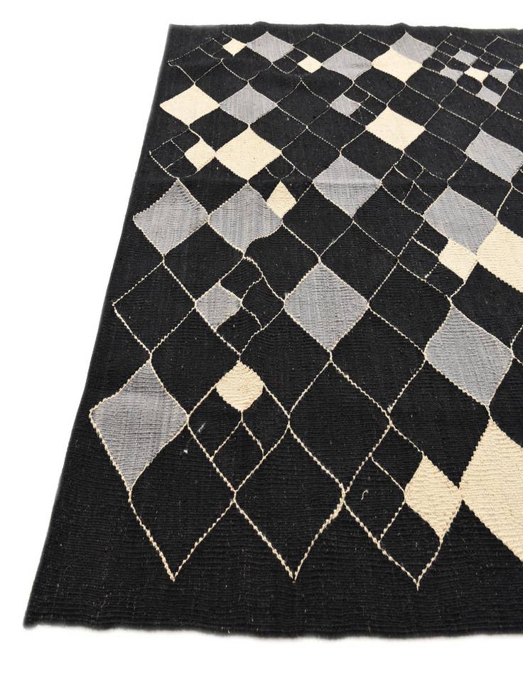 Detail image of  5' 1 x 6' 6  Hand Woven Kilim Modern Wool Rug