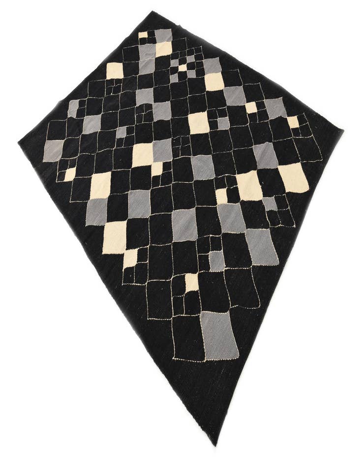 Detail image of  5' 1 x 6' 5  Hand Woven Kilim Modern Wool Rug