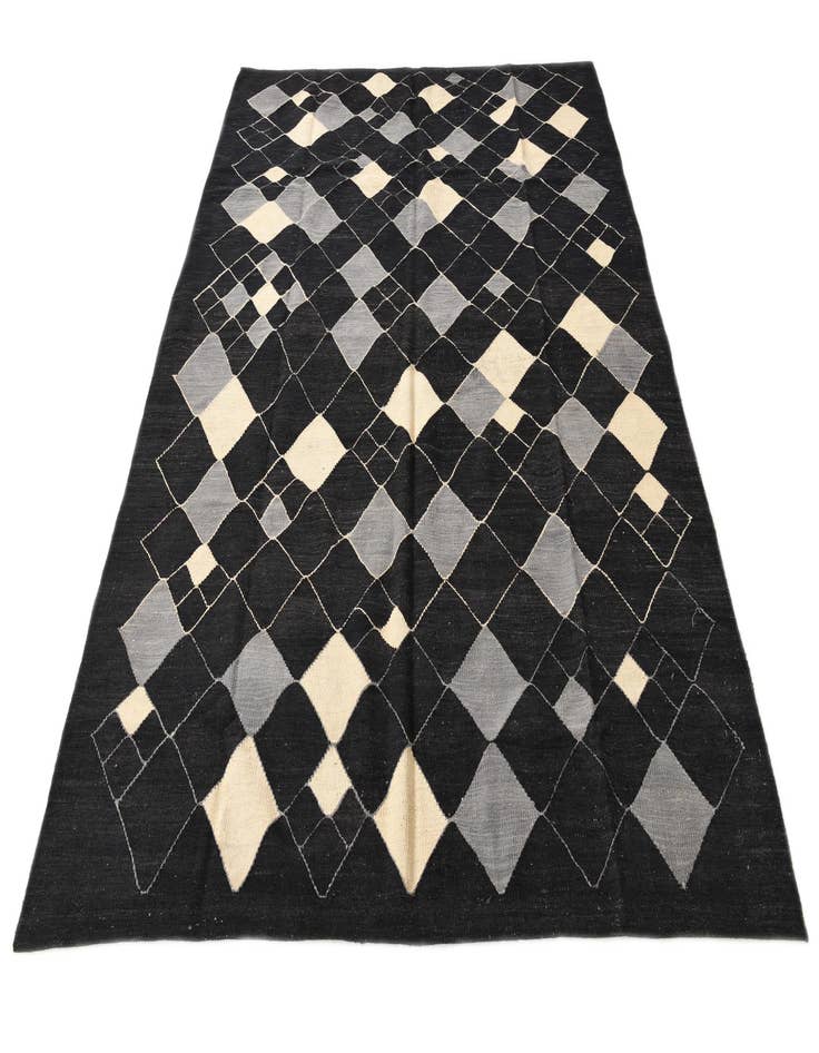 Detail image of  5' 9 x 7' 7  Hand Woven Kilim Modern Wool Rug