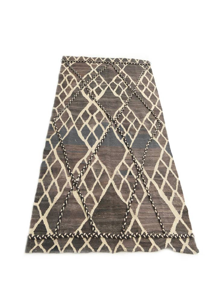 Detail image of  4' x 6'  Hand Woven Kilim Modern Wool Rug