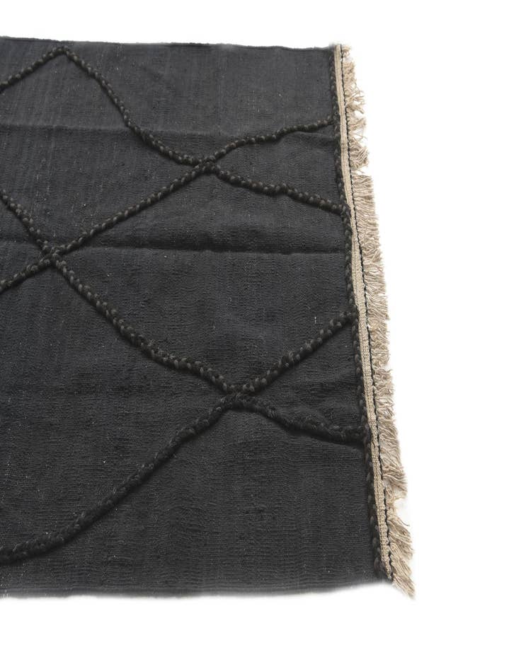 Detail image of  3' 7 x 5' 3  Hand Woven Kilim Modern Wool Rug