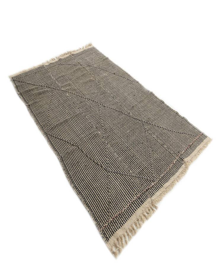 Detail image of  5' 8 x 8' 6  Hand Woven Kilim Modern Wool Rug