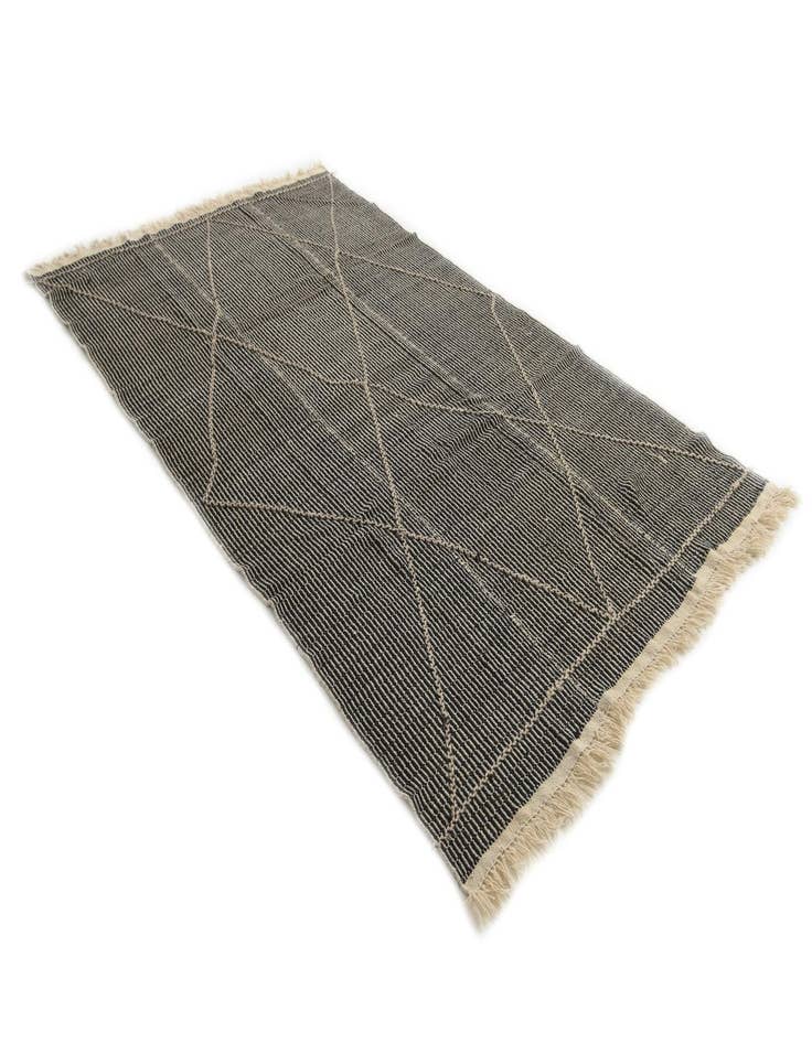 Detail image of  5' 10 x 9' 7  Hand Woven Kilim Modern Wool Rug