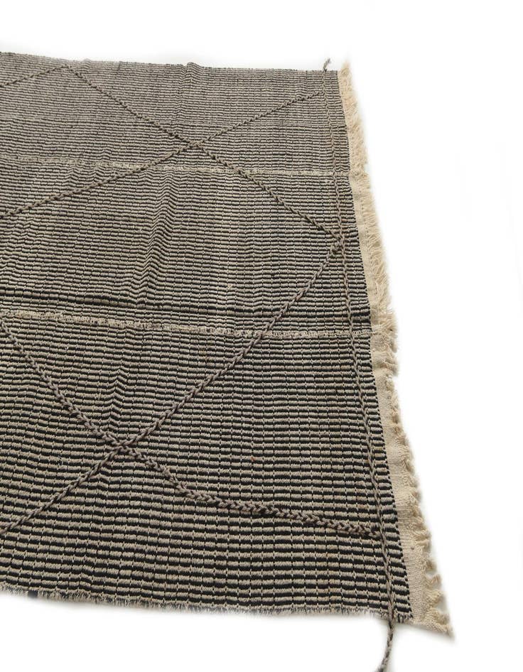 Detail image of  5' 10 x 9' 5  Hand Woven Kilim Modern Wool Rug