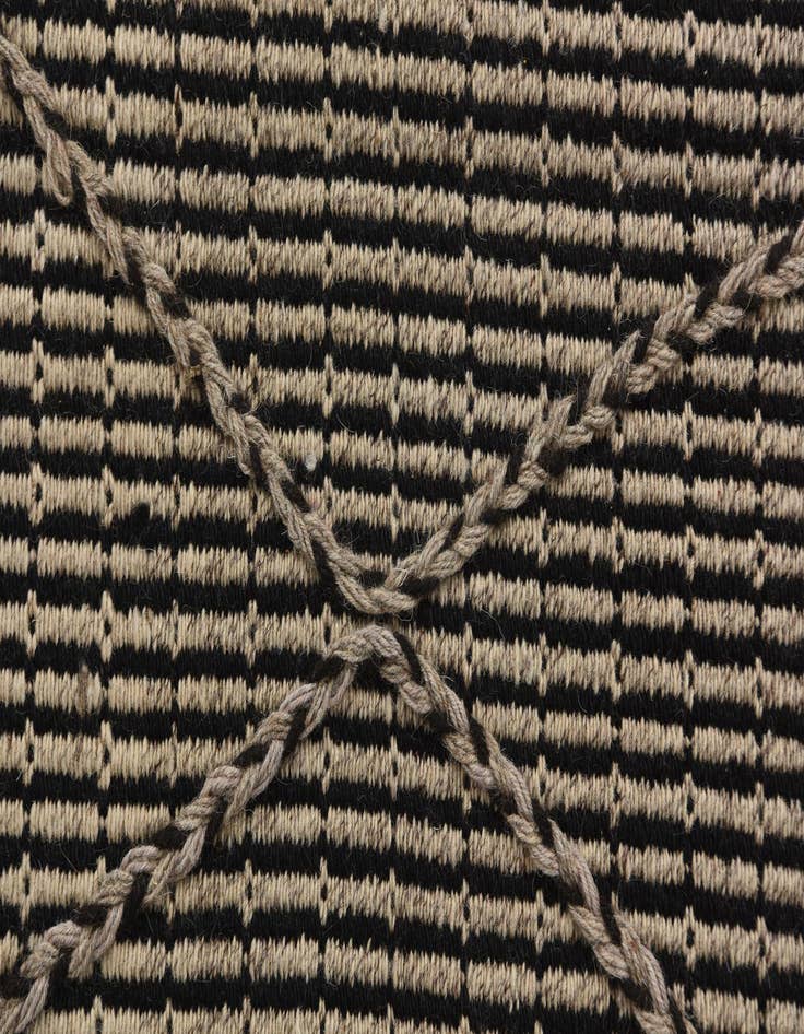 Detail image of  5' 10 x 9' 5  Hand Woven Kilim Modern Wool Rug