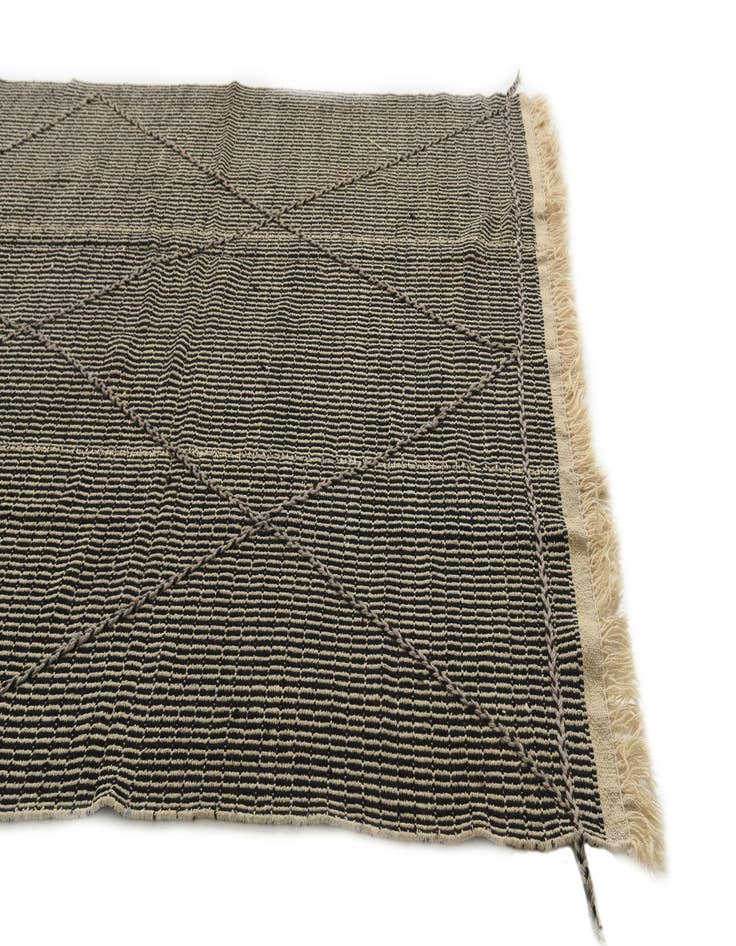 Detail image of  5' 10 x 9' 5  Hand Woven Kilim Modern Wool Rug