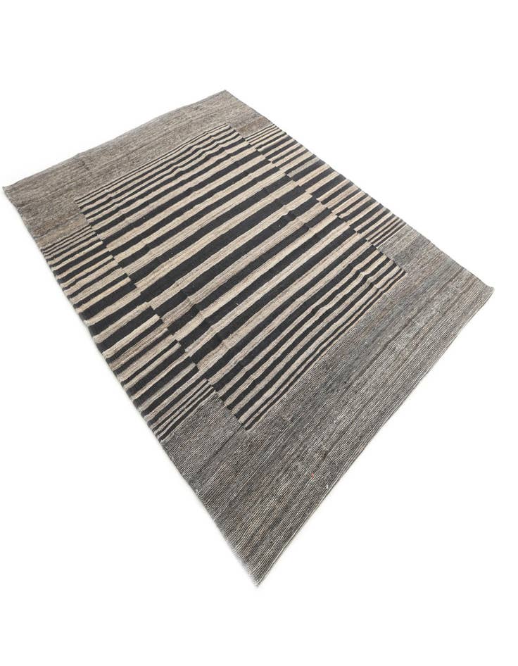 Detail image of  6' x 7' 8  Hand Woven Kilim Modern Wool Rug