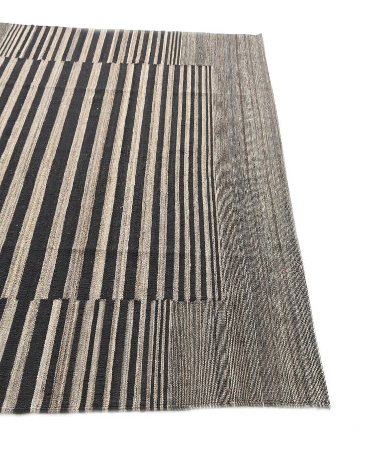 Detail image of  6' x 7' 8  Hand Woven Kilim Modern Wool Rug