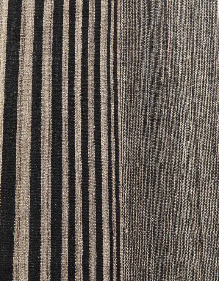 Detail image of  6' x 7' 8  Hand Woven Kilim Modern Wool Rug