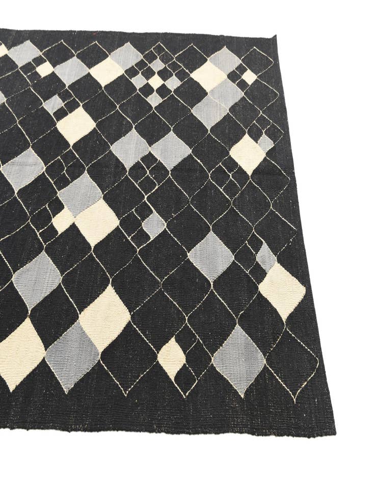 Detail image of  5' x 6' 4  Hand Woven Kilim Modern Wool Rug