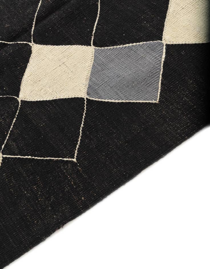 Detail image of  8' 8 x 9' 9  Hand Woven Kilim Modern Wool Rug