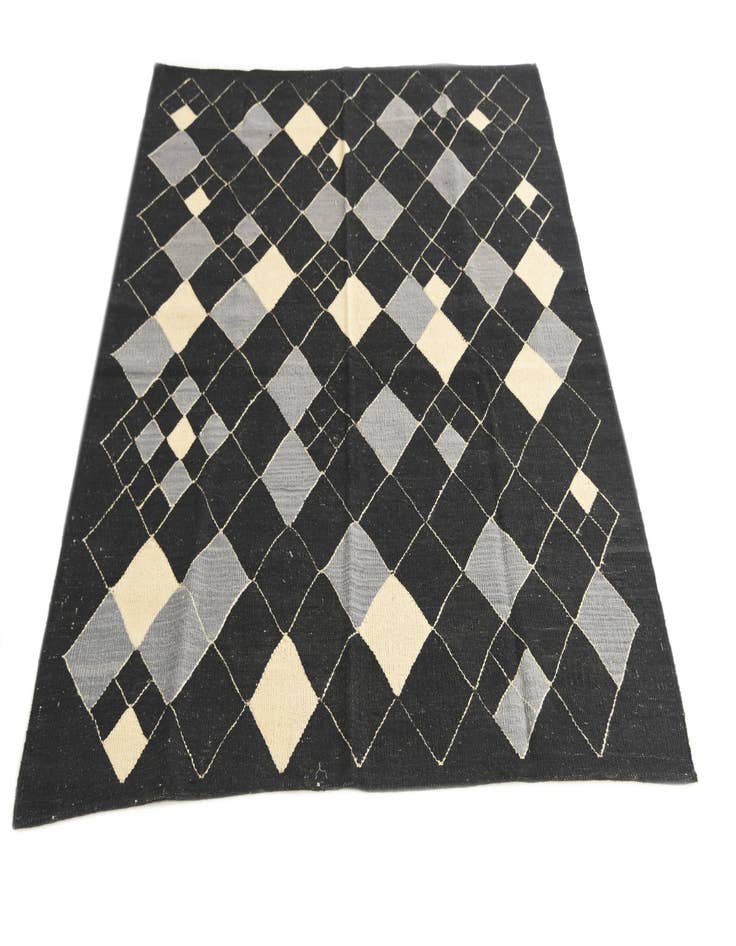 Detail image of  5' 1 x 6' 6  Hand Woven Kilim Modern Wool Rug