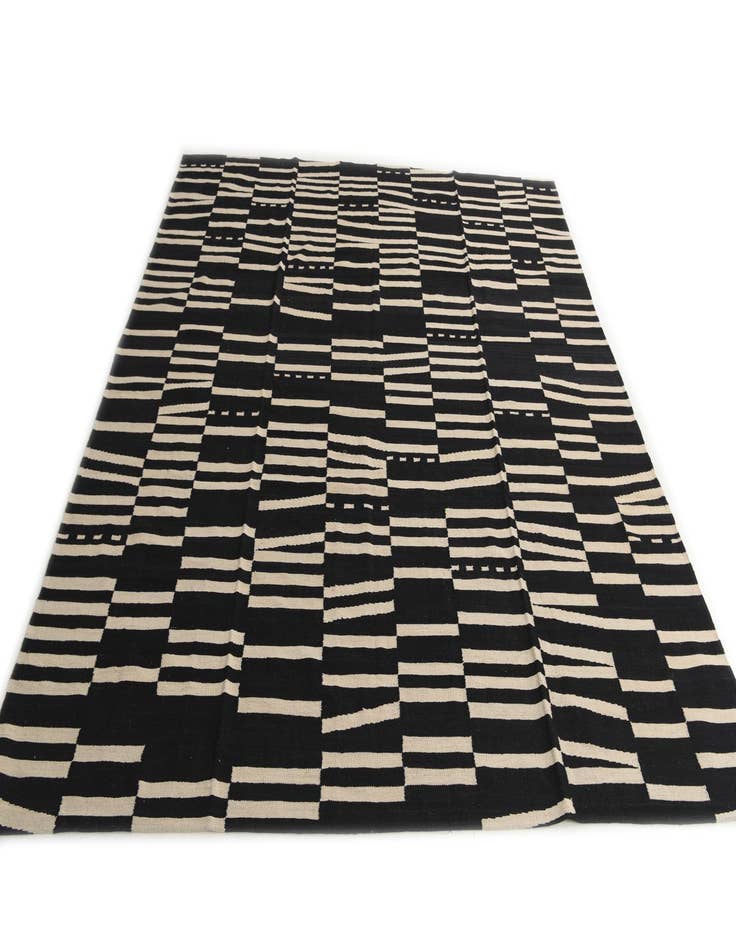 Detail image of  8' 7 x 9' 8  Hand Woven Kilim Modern Wool Rug