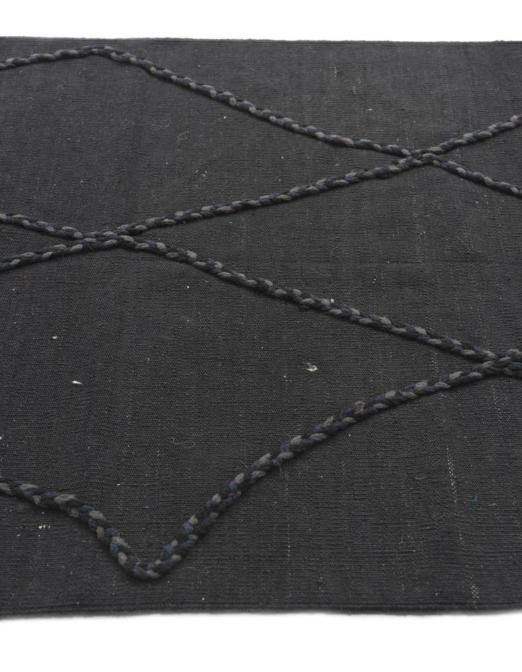 Detail image of  3' 7 x 5' 2  Hand Woven Kilim Modern Wool Rug